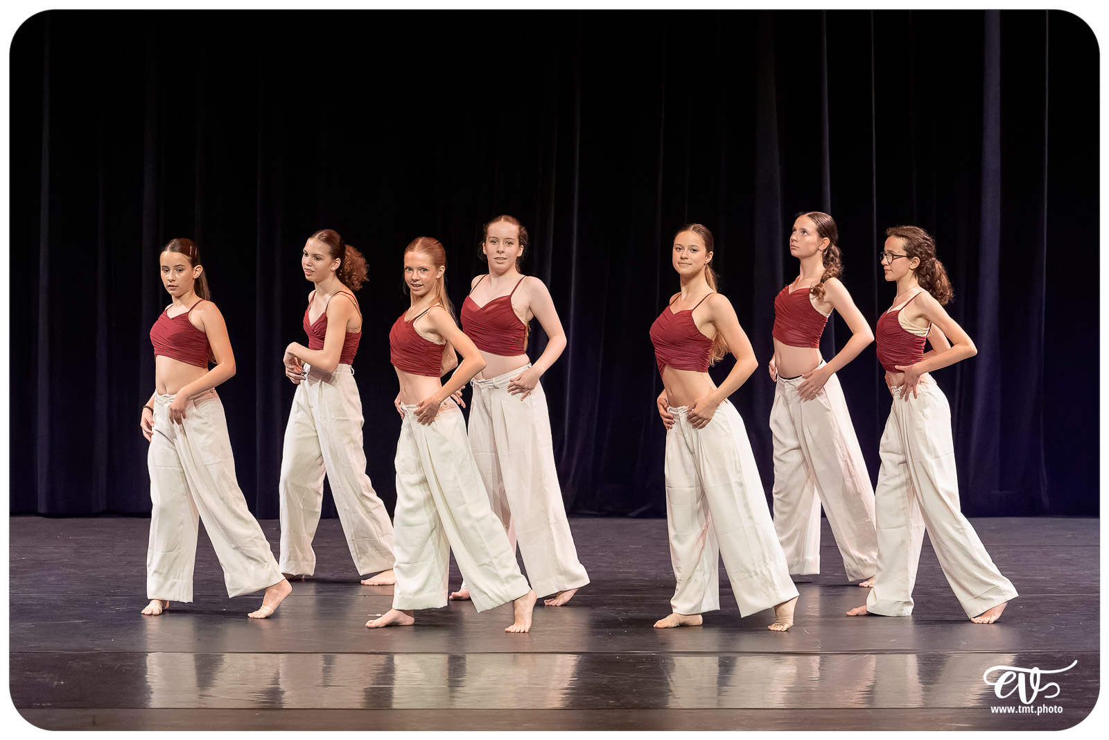 ECOLE DE DANSE CÉCILE ADAMOW